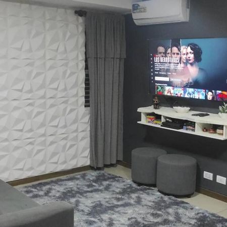 Апартаменты Apartamento Entero Centrico Y Confortable Санта-Крус-де-ла-Сьерра Экстерьер фото