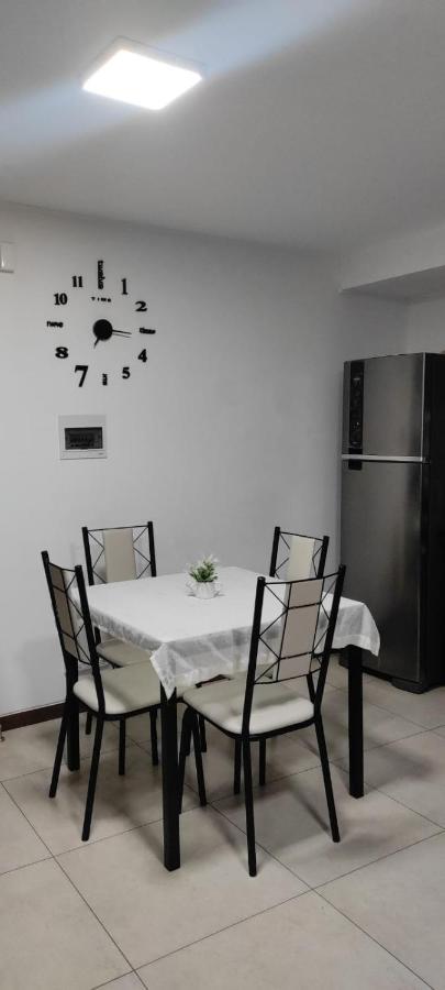 Апартаменты Apartamento Entero Centrico Y Confortable Санта-Крус-де-ла-Сьерра Экстерьер фото